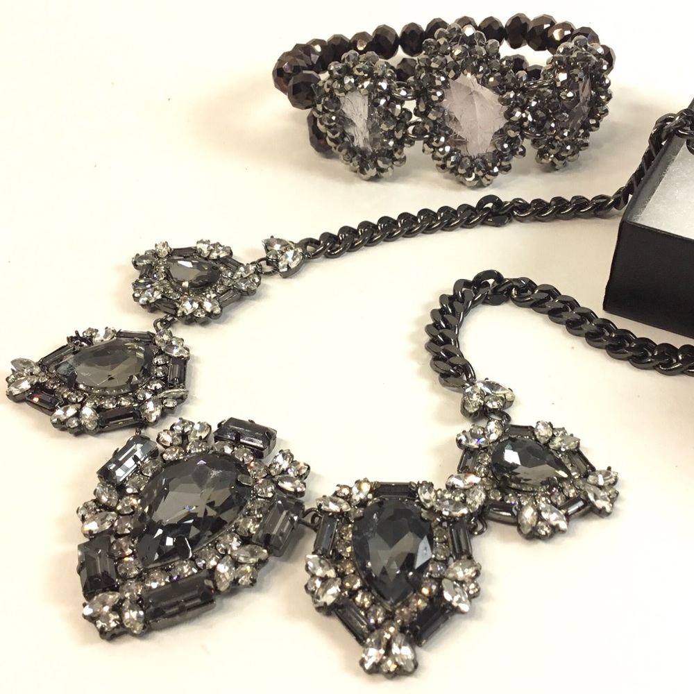 NEW Statement Necklace/Bracelet ⭐️ Hostess Pick ⭐️